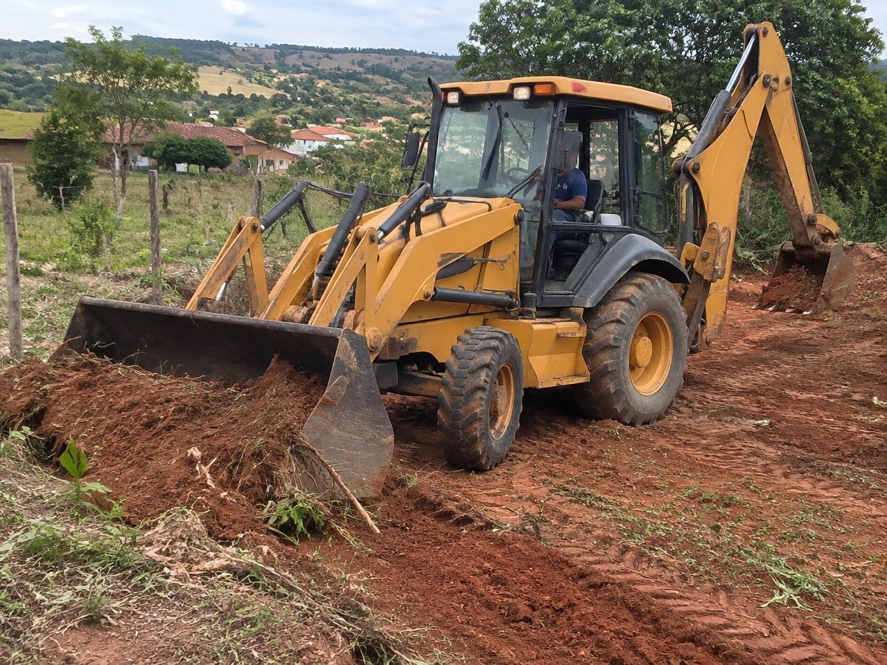 Retroescavadeira Case 580N